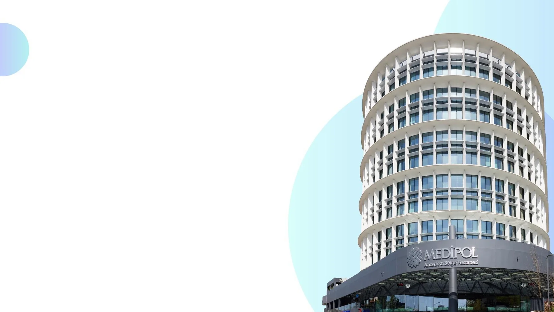 Medipol Acıbadem District Hospital building in Istanbul